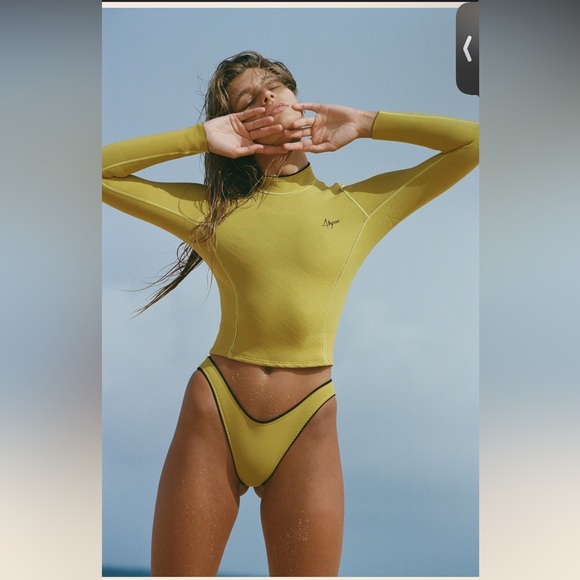 Abysse Pam Rash-Guard Shell ✨ NEW ✨ 🏄🏻‍♀️🏄🏻‍♀️ - Picture 4 of 10